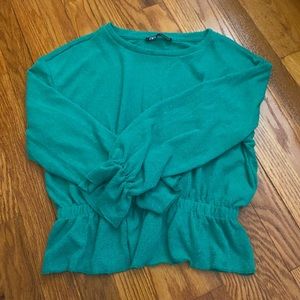 Zara Cropped shirt